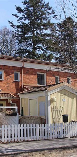 Sven Dufvas gata 7 - Foto 1