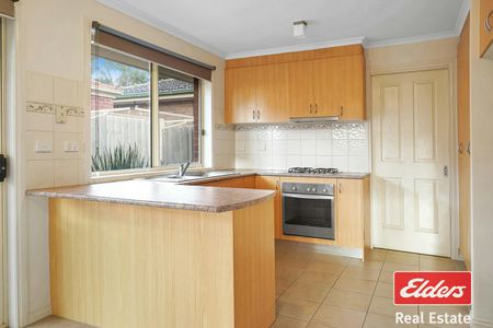 Neat & Tidy 2-Bedroom Unit in Prime Werribee Location! - Photo 4
