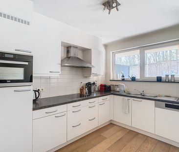 Mooi afgewerkt 2-slaapkamer appartement met 2 terrassen en gesloten... - Photo 2