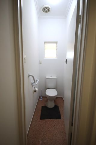 6-bedroom shared house / townhouse, Fox Avenue - Photo 3