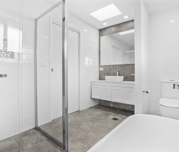 42 Solomon Avenue, Kings Park NSW 2148 - House For Rent | Domain - Photo 5