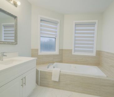 For Lease - 235 Pineland Court Unit# Upper, Waterloo, Ontario - Photo 2