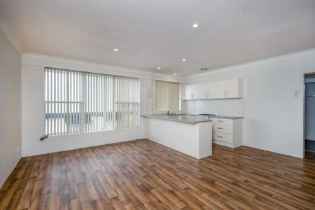 Comfortable Two-Bedroom Living in the Heart of Merewether - Photo 2