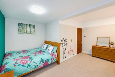 4 bedroom house to rent - Photo 3