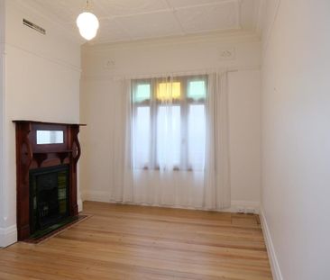 Federation Charm in the Cultural Heart of Marrickville - Photo 1