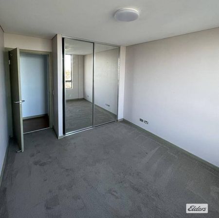 Sunny North/East facing apartment with stunning city and ocean views. - Photo 3