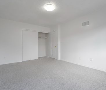 For Lease - 25 Cranston Avenue, Ajax, Ontario - Photo 3