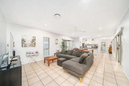 “Charming 4-Bedroom Home with Spacious Living and Outdoor Entertaining” - Photo 3