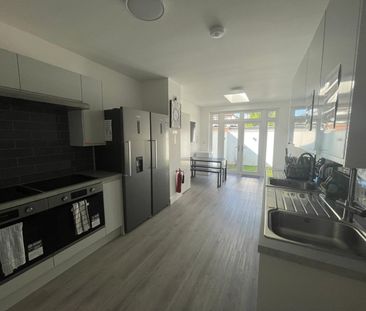 Room in a Shared House, Greyhound Hill, NW4 - Photo 5