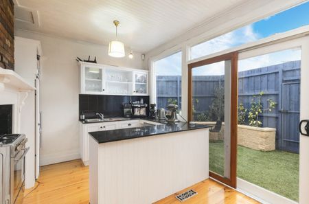 51 Berry Street, Clifton Hill VIC 3068 - Photo 2