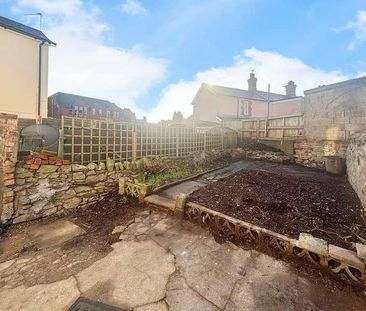 Holmes Street, Barry, CF63 - Photo 1