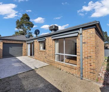 “A Charming Family Home in a Beautiful Location!” - Photo 4