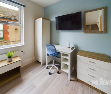 1 bedroom house of multiple occupation to rent - Photo 6