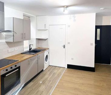 Bridge Street, Bewsey And Whitecross, Warrington, WA1 - Photo 4