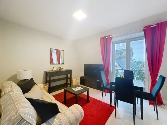 Flat - for rent - Photo 1