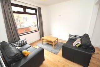 28 Sefton Park, Belfast, BT4 1PN - Photo 2