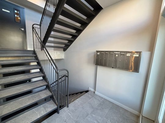 716 Rue Notre-Dame, app.102, J6A 2X1, Repentigny - Photo 1