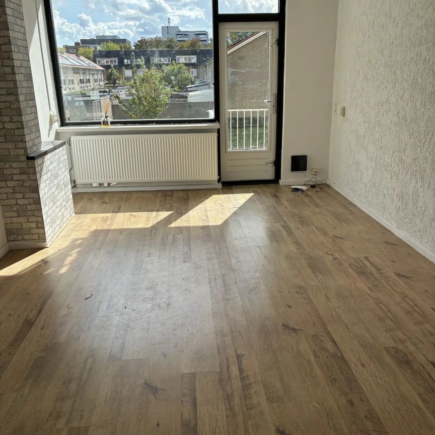 Appartement Abdij van Bernestraat 57, Tilburg - À louer - Photo 1