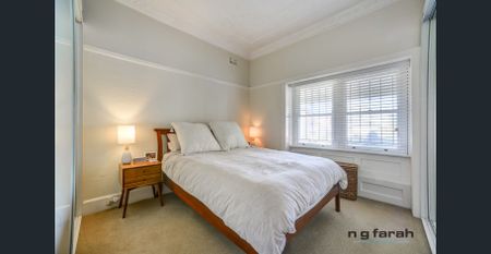 Private Coastal Residence with North Facing Rear Terrace - Photo 4