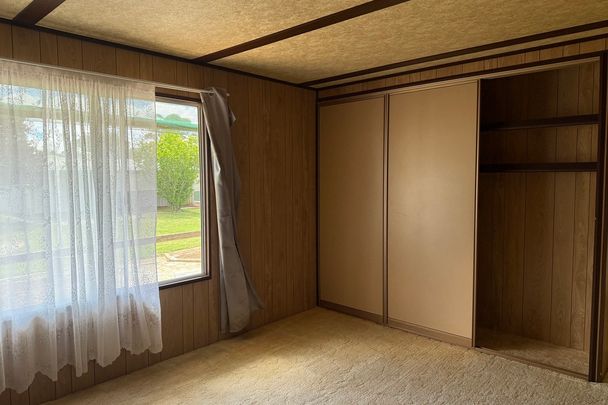 2-Bedroom Home with Large Shed! - Photo 1