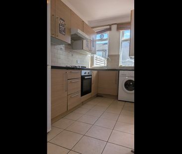 Room in a Shared House, Gresham Road, E16 - Photo 4