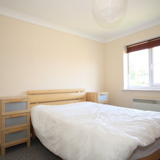 Bisley, Woking - Photo 1