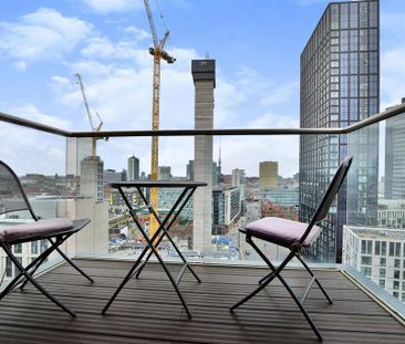 2 bedroom flat to rent - Photo 1