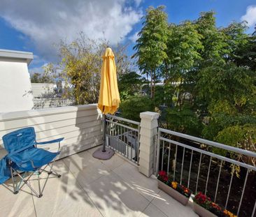 Modern 1-Bedroom Apartment in AlbanyÃ¢€™s Premier Complex - Photo 1