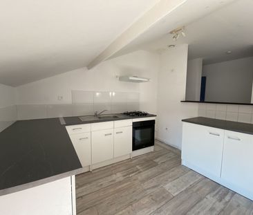 Location Appartement 4 pièces 120m² - Photo 4