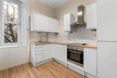 1 bedroom flat to rent - Photo 5