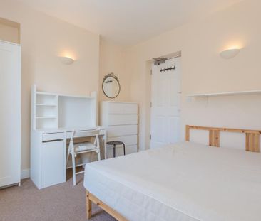 Studio to rent - Photo 6