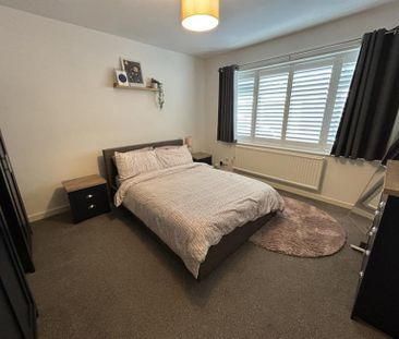 Rookfield Avenue, Sale - Photo 3