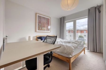 1 Bedroom Apartment - Photo 5