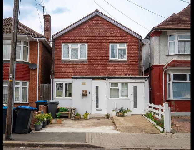 2 Bed Maisonette, London, HA9 - Photo 1