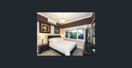 Charming Home with Modern Comforts - Photo 2