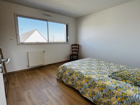 Location Maison 6 pièces 150m² PLERIN 22190 - Photo 4