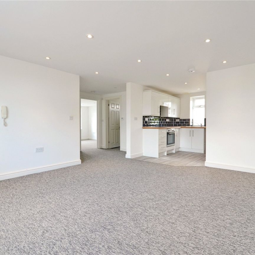 Landseer Avenue, Lockleaze - Photo 1