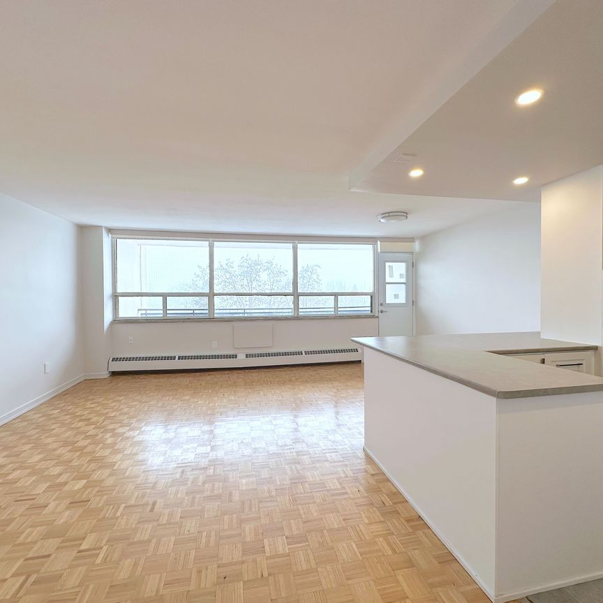 For Lease - 12 Rockford Road Unit# 210, Toronto, Ontario - Photo 1