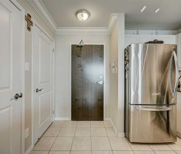 For Lease - 9 George Street Unit# 1111, Brampton, Ontario - Photo 2