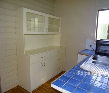 ONE BEDROOM FLAT - Photo 1