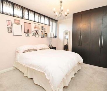 High Street, Elstree, WD6 - Photo 5