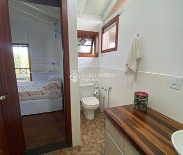 Casa com 4 quartos e 443m² para alugar em Rio Tavares, Florianópolis. - Foto 6