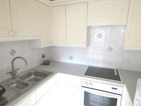 1 bedroom flat to rent - Photo 3