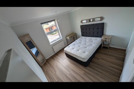 Room in a Shared Flat, Boscombe House, CR0 - Photo 2