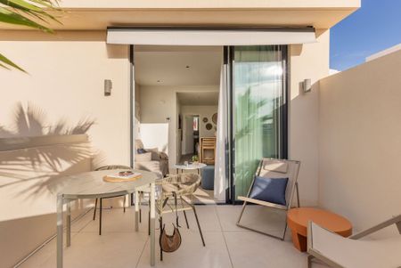 Carrer de Buenos Aires, Valencia, Valencian Community 46004 - Photo 3