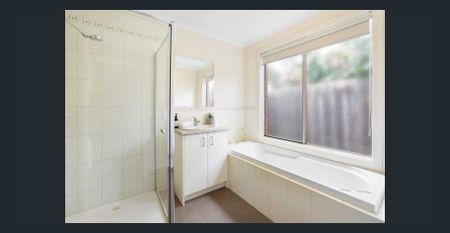 Prime Location in a Private Cul-de-Sac - Photo 5