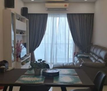 Fully furnish nice renovation unit at Skypod residence, Puchong - Photo 1