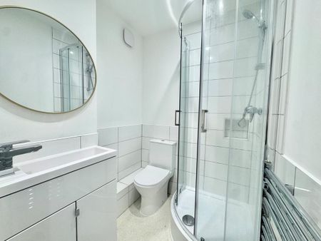 2 bedroom flat to rent - Photo 5