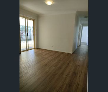 Central position - within the Calamvale College Catchment - Photo 2