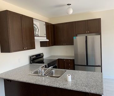 For Lease - 419 Black Cherry Crescent, Shelburne, Ontario - Photo 5